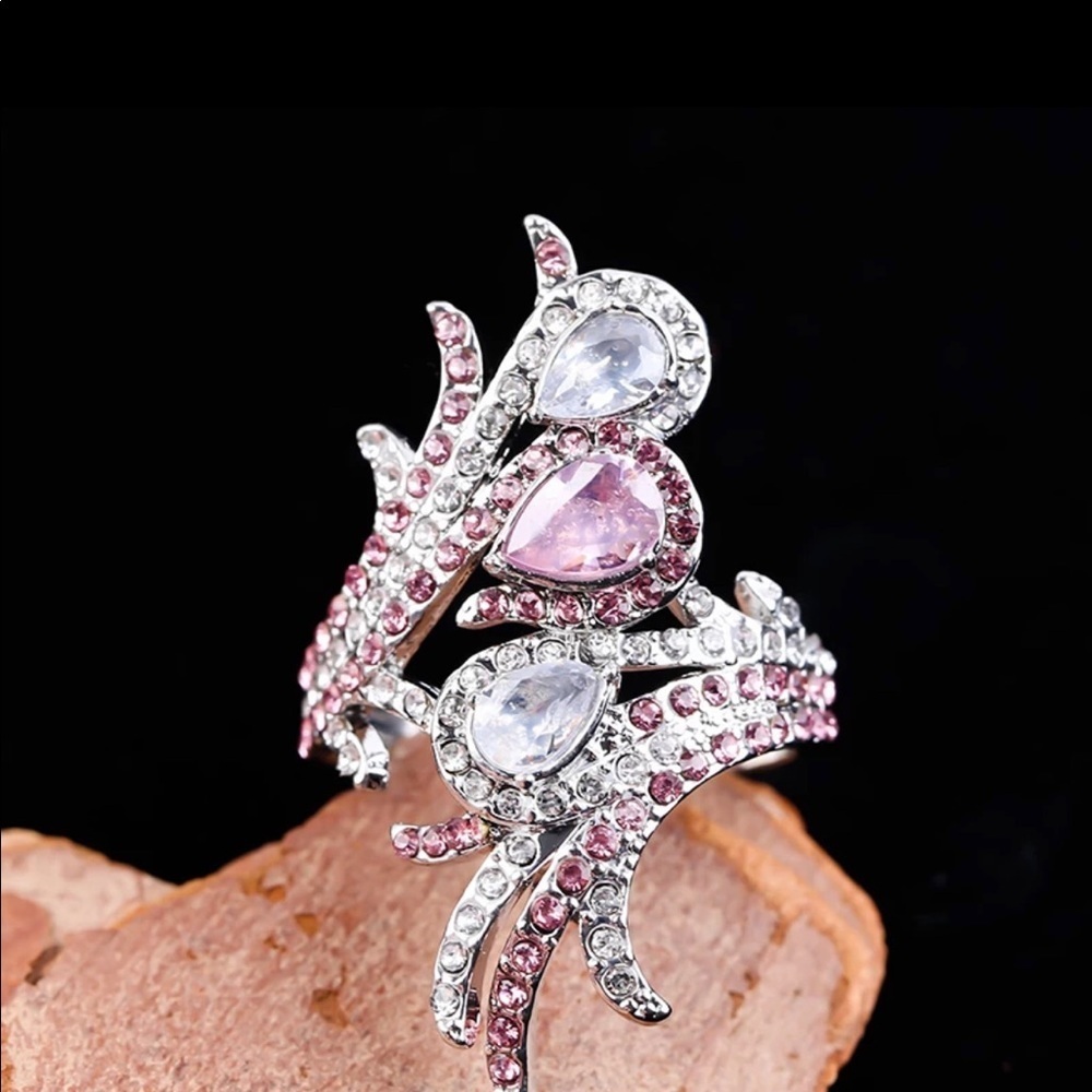 Pink & Silver abstract statement ring - Picture 4 of 5